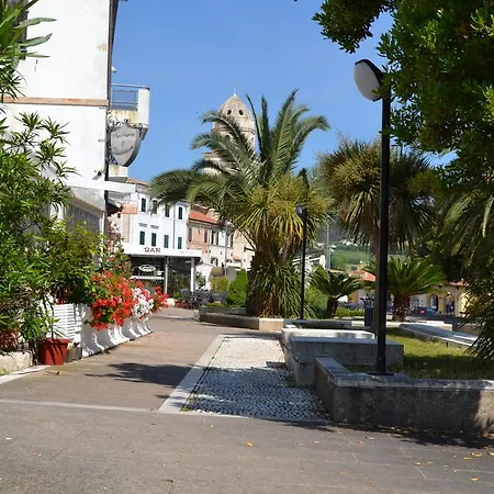 Via Urbani 10 锡罗洛